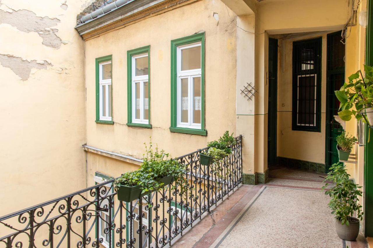 Ferenc Ring Panorama Apartment Budapest Exterior photo